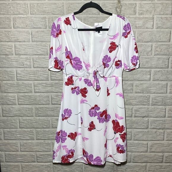 NWT MSRP $99 Bardot Stencil Flower Knot Front Dress Women's Size Medium - Picture 5 of 12